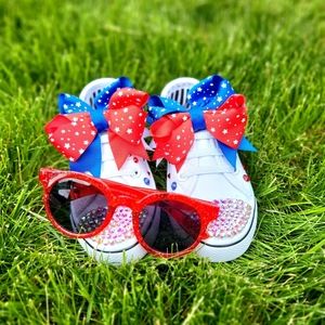 Toddler Fourth of July Canvas Shoes, size toddler 9/10 , red white and blue.